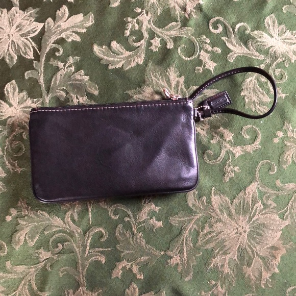 Coach wristlet - Picture 3 of 5